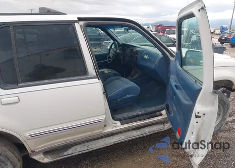 1997 Ford Explorer Eddie Bauer/Limited/Xl/Xlt из США, поврежденный, VIN 1FMDU34E2VZB64393